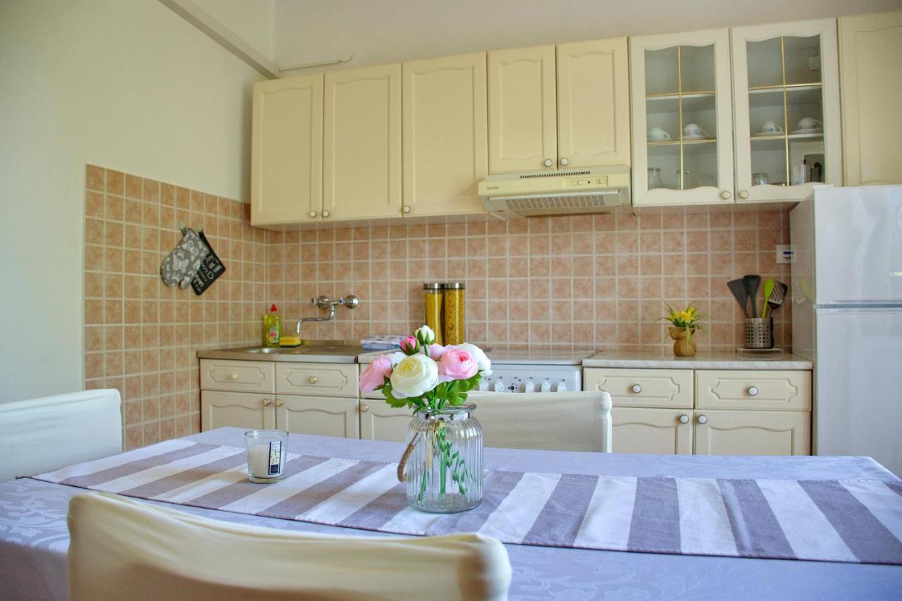 Two Bedroom Apartments Elvira Novalja Bagian luar foto